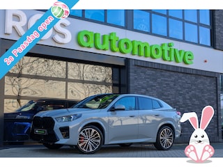 BMW X2 sDrive20i M-Sport | NIEUWSTAAT! | BTW | PANO | HUD | ELEK TREKHAAK | CAMERA ACHTER | SHADOW LINE |