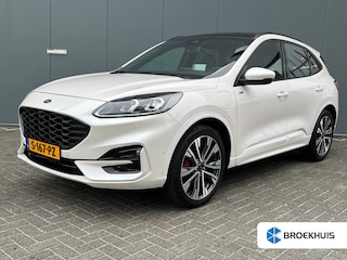 Ford Kuga 2.5 PHEV 225pk ST-Line X | Wegklapbare trekhaak | Panoramadak | Camera | Carplay | Adapive cruise controle | Head-up display | Dodehoek detectie | Winterpakket | Premium Audio | Elektrische achterklep