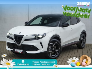 Alfa Romeo Junior 1.2 Turbo 136 PK Ibrida Speciale | Techno | Camera | Navi | Carp