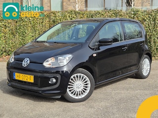 Volkswagen Up 1.0 high up! | Navigatie | Parkeersensor | CruiseControl
