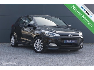 Hyundai i20 1.0 T-GDI Comfort Navi Cruise Cam PDC Lane Assi!