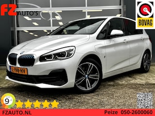 BMW 2-serie Tourer 225xe iPerformance Executive - Navigatie - Stoelverwarming - Camera - Trekhaak