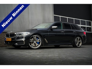 BMW 5-serie Touring M550d 400pk xDrive High Executive M-Sportpakket / Led-Koplamp/ Leder/ Sport-Stoelen/ Stoel.Verw/ Head-Up/ Keyless/ Harman&Kardon/ 360-Camera/ 20'' LMV