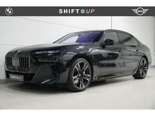 BMW 750e xDrive M-Sport | Bowers & Wilkins | Massage | Skylounge | Tartufo Leder