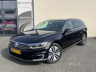 Volkswagen Passat Variant 1.4 TSI GTE Highline | Adaptieve cruise | Zwenkbare trekhaak | Apple carplay | Keyless start |