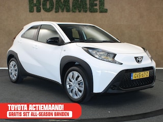 Toyota Aygo 1.0 VVT-i MT Play - ORIGINEEL NEDERLANDSE AUTO - APPLE CARPLAY/ANDROID AUTO - AIRCO - MULTIMEDIAVOORBEREIDING - CRUISE CONTROL - ACHTERUITRIJCAMERA - LICHTSENSOR -