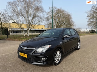 Hyundai i30 1.4i i-Motion MOTOR TIKT/CLIMA/CRUISE/PDC
