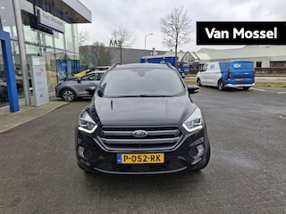 Ford Kuga 1.5 EcoBoost ST Line | 150PK | 2000KG Trekgewicht | Trekhaak | Half leder | Winterpack | Navigatie | Dodehoekdetectie | Climate control | Parkeersensoren