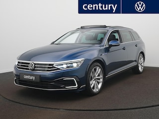 Volkswagen Passat 1.4 TSI PHEV GTE Business Automaat - Panoramisch schuif-, kanteldak -