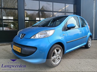 Peugeot 107 1.0-12V XS 5 drs lichtmetalen velgen