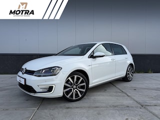 Volkswagen Golf 1.4 TSI GTE | SOH 86% | Trekhaak | LED | Discover Pro | Cruise Control | Climate Control