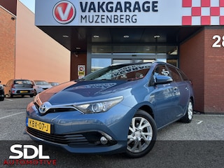 Toyota Auris Touring Sports 1.8 Hybrid Dynamic // LED // NAVI // CAMERA // CLIMA // DAB // KEYLESS // TREKHAAK!!