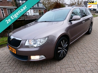 Skoda Superb Combi 1.8 TSI 160pk 2e eig. Clima Navi Trekhaak 1500kg.