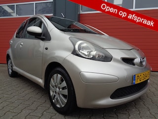Toyota Aygo 1.0-12V + Airco LMV 5DRS Zeer Luxe Auto