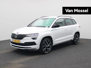 Skoda Karoq 1.5 TSI ACT Sportline Business | TREKHAAK | DIGITAAL DASHBOARD | STUUR-STOELVERWARMING | CAMERA | ELEK.ACHTERKLEP | APPLE CARPLAY | CANTON | KEYLESS |
