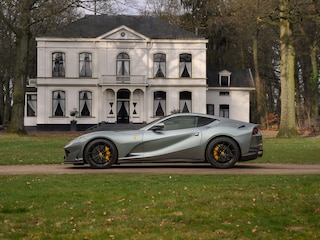 Ferrari 812 | Full carbon spec | Lift | Pass. display | JBL