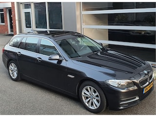 BMW 5-serie Touring 518D 2.0 Aut8 Pano Leder Navi Xenon