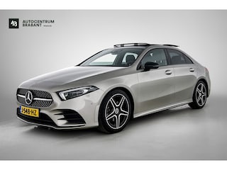 Mercedes-Benz A-klasse 180 Business Solution AMG Night Upgrade Automaat (PANORAMADAK, SFEER, STOELVERWARMING, CAMERA, 1e EIGENAAR)