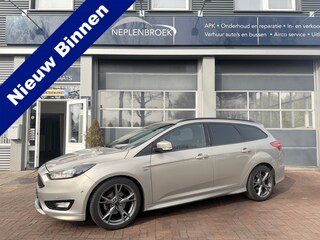 Ford Focus Wagon 1.0 ST-Line Bj 2017 Km 132.000 126PK Dealer onderhouden !!