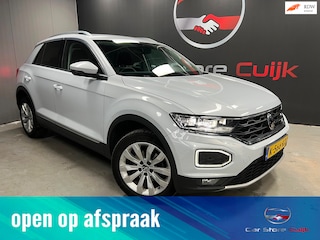 Volkswagen T-Roc 1.5 TSI Sport | Trekhaak | Cockpit | 1ste eigenaar | Half Leder