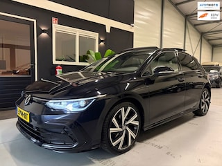 Volkswagen Golf 1.5 eTSI R-Line