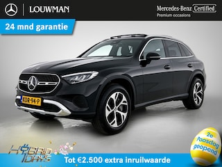 Mercedes-Benz GLC 300 e 4MATIC Plug-In Hybride Trekhaak | Panorama Schuif-Kanteldak | Zwarte hemel | Parkeerpakket met 360°-camera | Stuur en Stoelverwarming. Inclusief 24 maanden MB Certified garantie voor Europa.