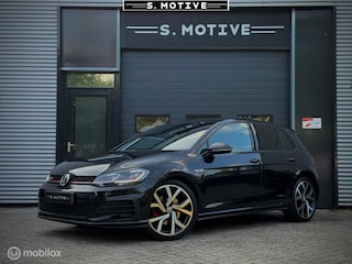 Volkswagen Golf 2.0 TSI GTI Pano, stoelverwarming, zwart DSG