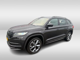 Skoda Kodiaq 1.5 TSI Sportline Business / Camera / Keyless / Sportstoelen / CarPlay / 19'' / Blackpack / Virtual Cockpit / Dodehoek / DAB / Stoelverwarming / ACC