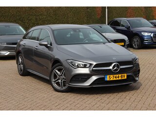 Mercedes-Benz CLA Shooting Brake 250 e AMG Line / Trekhaak / Camera / CarPlay / 18'' / Keyless / Sfeerverlichting / Stoelverwarming / DAB / Cruise Control