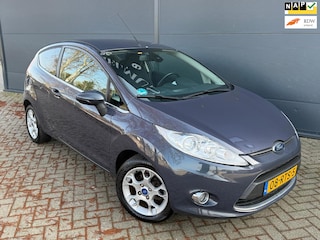 Ford Fiesta 1.4 Titanium/Airco/cruise/parkeersensoren/nw apk