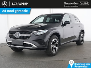 Mercedes-Benz GLC 300 e 4MATIC Plug-In Hybride Trekhaak | Memory Voorstoelen | Ledkoplampen | AC en DC Laden | Stuur en Stoelverwarming. Inclusief 24 maanden MB Certified garantie voor Europa.