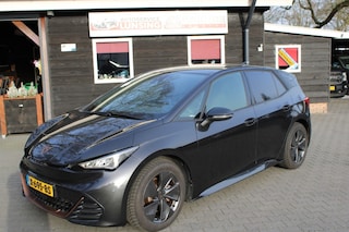 Cupra Born ESSENTIAL 62 KWH 204PK - Carplay Led