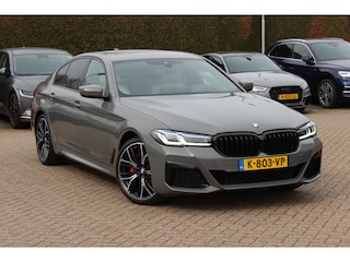 BMW 530e High Exe. M Sport / Camera / Head-up / Leder / 20'' / Harman Kardon / Navigatie / Dodehoek / DAB / Cruise Control