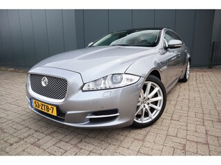 Jaguar XJ 2.0 Luxury Automaat Panoramadak Leder Navigatie Camera Etc.