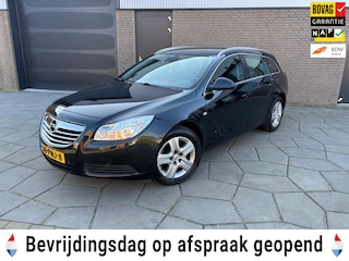 Opel Insignia Sports Tourer 1.8 Edition|Prachtige Station|Trekhaak| Dakrails|Park.sens. V+A |All-Season banden|best.st.elec.|