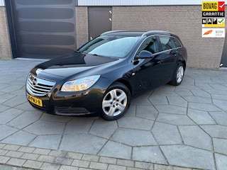 Opel Insignia Sports Tourer 1.8 Edition|Prachtige Station|Trekhaak| Dakrails|Park.sens. V+A |All-Season banden|best.st.elec.|