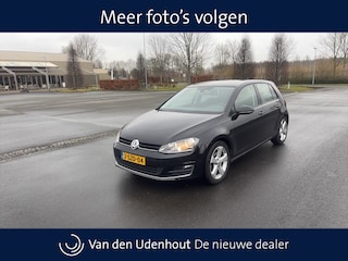 Volkswagen Golf 1.4 TSI 122pk Highline DSG / Navigatie / Stoelverwarming /
