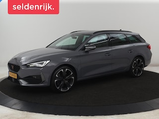Cupra Leon 1.4 eHybrid VZ | 245pk | Stoelverwarming | Carplay | Sfeerverlichting | Adaptive cruise | Navigatie | Full LED | Half leder | Stuurverwarming | Camera | Full LED | Keyless | PHEV | Plug In