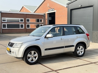 Suzuki Grand Vitara 2.0-16V Exclusive Cruise Airco Pdc Keyless 4X4