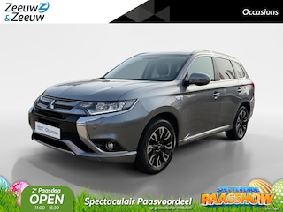 Mitsubishi Outlander 2.0 PHEV Premium | Nieuw accupakket onder garantie bij 160.000 km | Volledig dealer onderhouden | Achteruitrijcamera | Stoel verwarming |