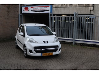 Peugeot 107 1.0-12V Millesim 200