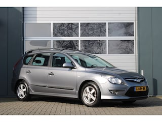 Hyundai i30 CW 1.4i i-Drive Cool Airco/Elek.Ramen/C.V./RadioCD.AUX.USB/15"LM/Isofix/89.074km/APK:04-04-2027