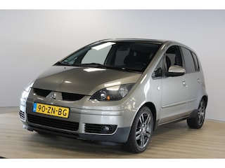 Mitsubishi Colt 1.5 Sky | Schuif- opendak | Airco | Nieuwe APK