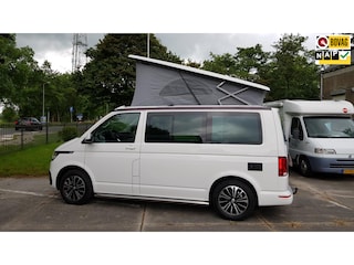 Volkswagen Transporter Multivan INCL 6 mnd stallingCalifornia/Beach camper 150pk Dsg leder. sper. orgineel 3614km NAP