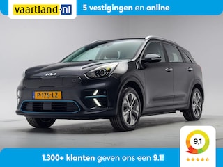 Kia Niro e-Niro DynamicLine 64 kWh 3-fase [ Navi Trekhaak Adapt.cruise Camera ]
