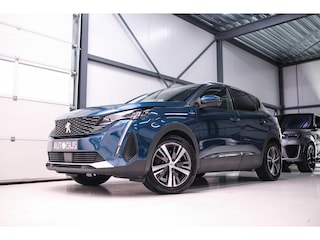 Peugeot 3008 1.6 HYbrid 225 pk Allure | Trekhaak | NL auto | Camera | Leder | HUD | rijklaaprijs | All season banden |