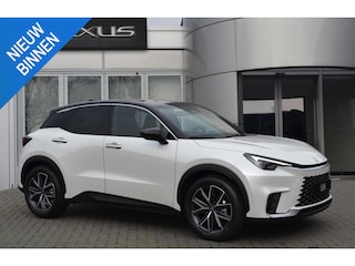 Lexus LBX Cool 2WD DIRECT LEVERBAAR ELEK-STOEL STOELVERWARMING KEYLESS ELEK-KOFFERKLEP BLIND-SPOT