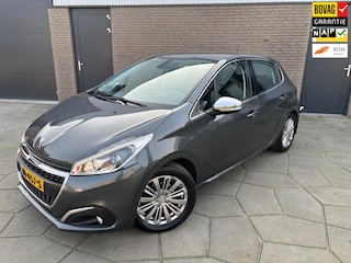 Peugeot 208 1.2 PureTech Allure|5 Drs|extreem mooi, weinig km s ,4x All-Season |
