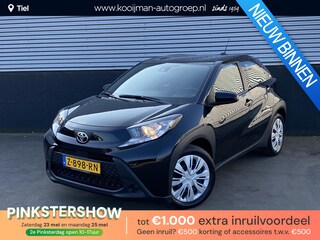 Toyota Aygo 1.0 VVT-i MT Play Nette Nederlandse auto, achteruitrij camera, navigatie Apple CarPlay/Android Auto, neerklapbare achterbank, adaptieve cruise control!