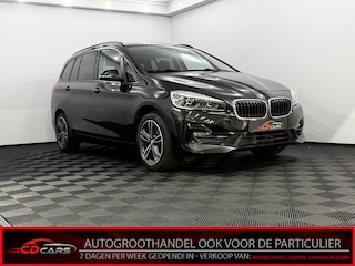 BMW 2-serie Tourer 216i 7p. High Executive Camera, Half leder, Navi, Memory stoelen, Elektrische achterklep, Keyless start, Stoelverwarming